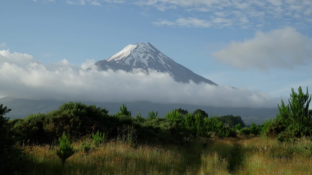 timelapse of New Zealand's Taranaki volcano