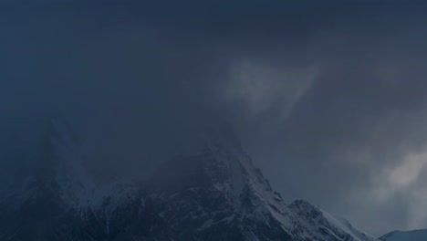 Timelapse-Sunrise-Snow-covered-Nieto-Peak-Mountain,-Patagonian-Andes