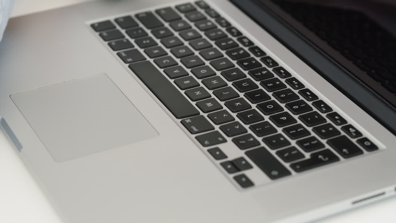 왜 이런 일이 계속 일어나고 있는 거야?