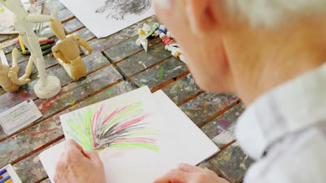 senior artist coloring in paper 4k