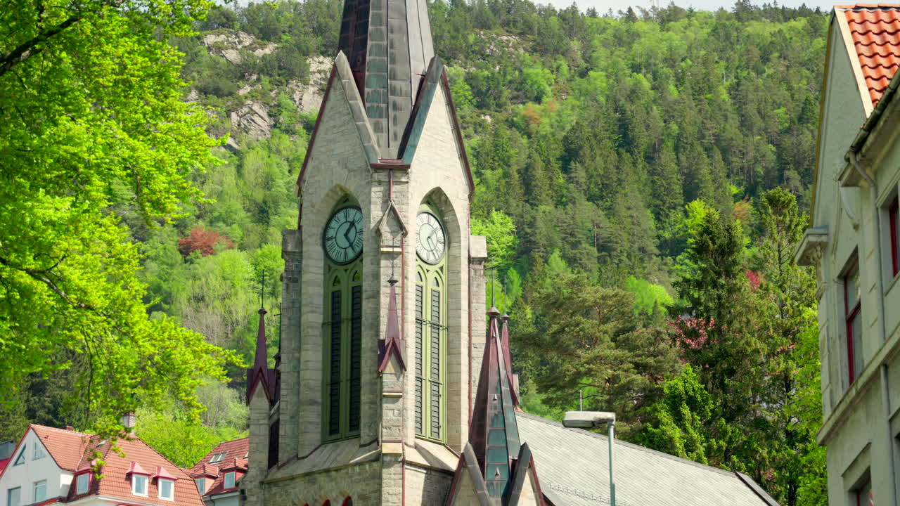 노르웨이 베르겐에 있는 샌드비크스키르켄의 아름다운 근접 사진