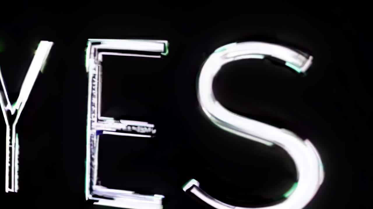 seis variaciones de la palabra sí brillan contra un fondo negro, cada una con efectos digitales y esquemas de colores únicos, creando una afirmación visualmente sorprendente