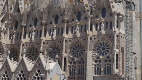 Close-details-shot-of-Sagrada-de-Familia-Cathedral,-Barcelona,-Spain