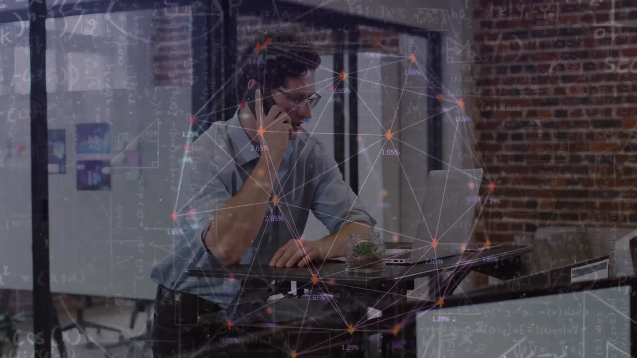 사무실에서 사업가에 대한 연결 네트워크의 애니메이션