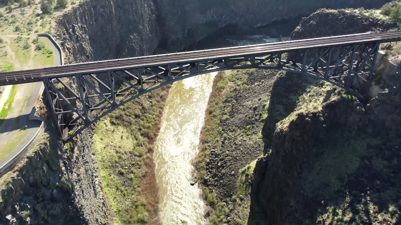 US, Oregon, Redmond, Crooked River High Bridge, 2025-04-12 - Drone view of the railroad bridge over the Crooked River at Highway 26 in spring in central Oregon