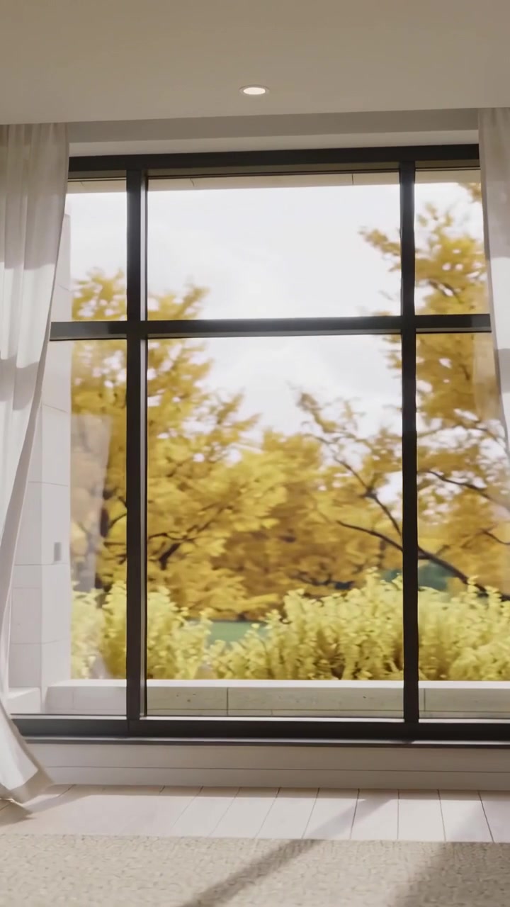 Video vertical: Cortinas transparentes meciéndose con el viento, abriendo la ventana en casa y mostrando el jardín, con la cámara paneando.