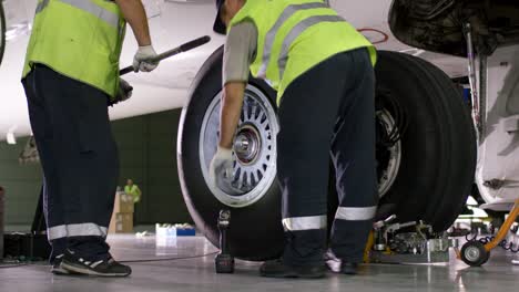 airplane wheel maintenance