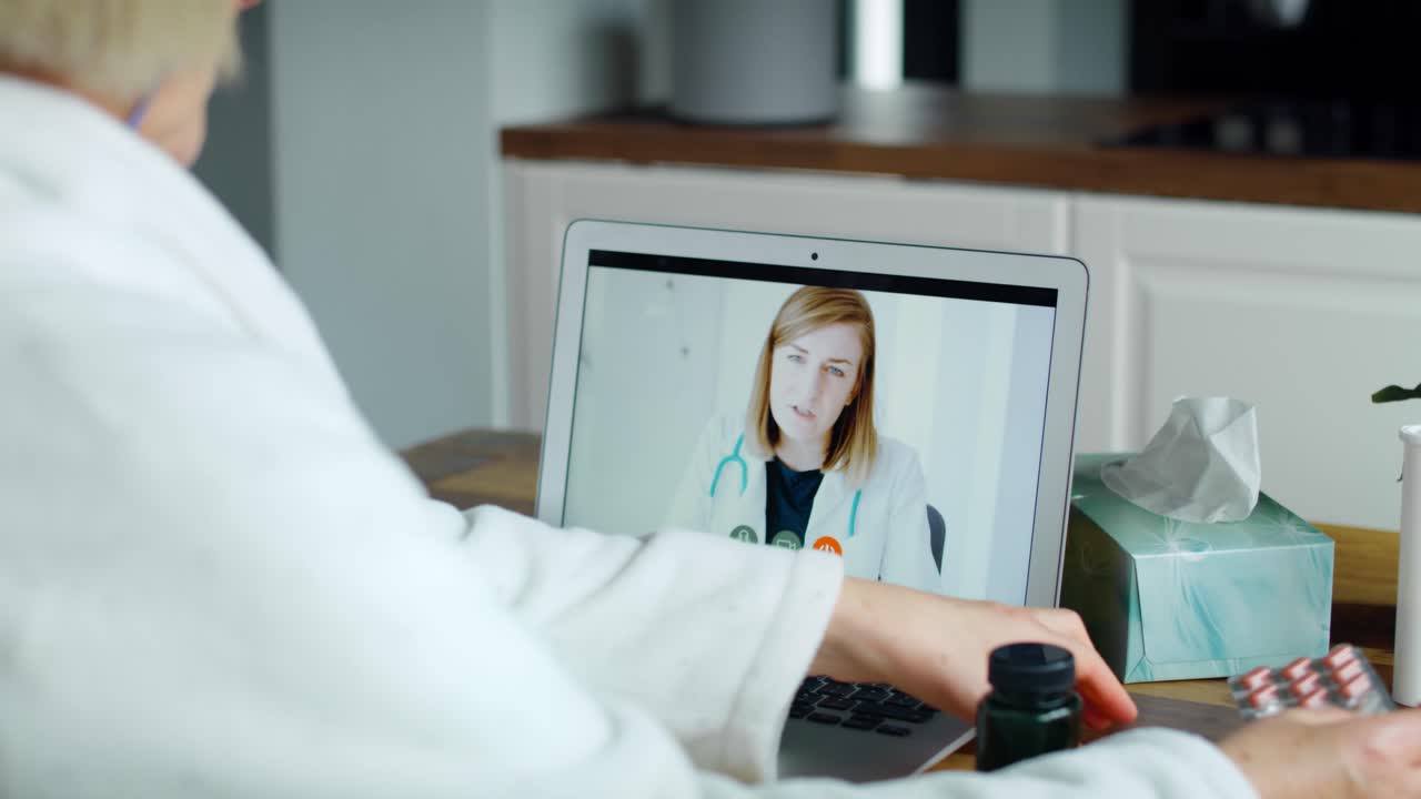 Video: Videoanruf mit Arzt