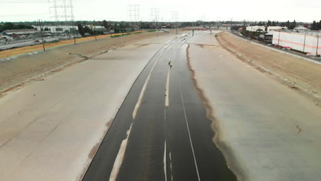 antena del canal seco del río la