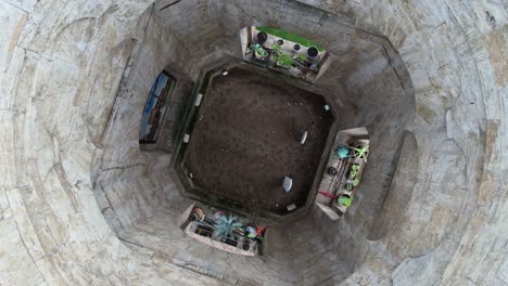 Tomb-In-Alaca-Mosque-Courtyard