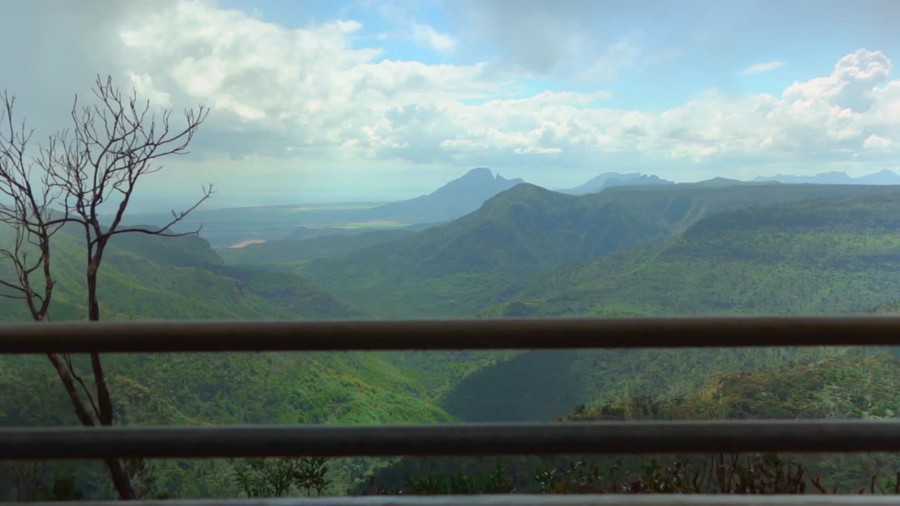 Le Chamarel viewpoint with rain