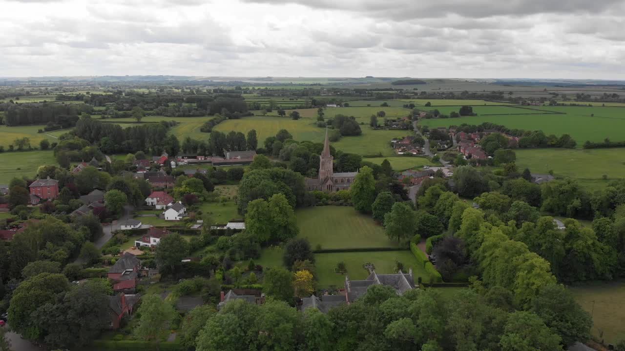 Et luftfoto af en landevej i Wiltshire, England