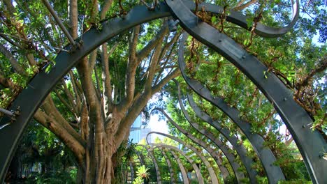 south bank grand arbour