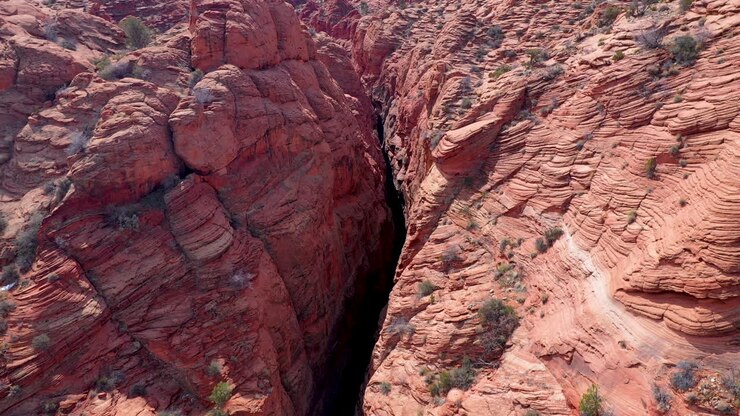 Buckskin Gulch Slot Canyon, Utah, vista aerea in rapido movimento del profondo canyon a fessura