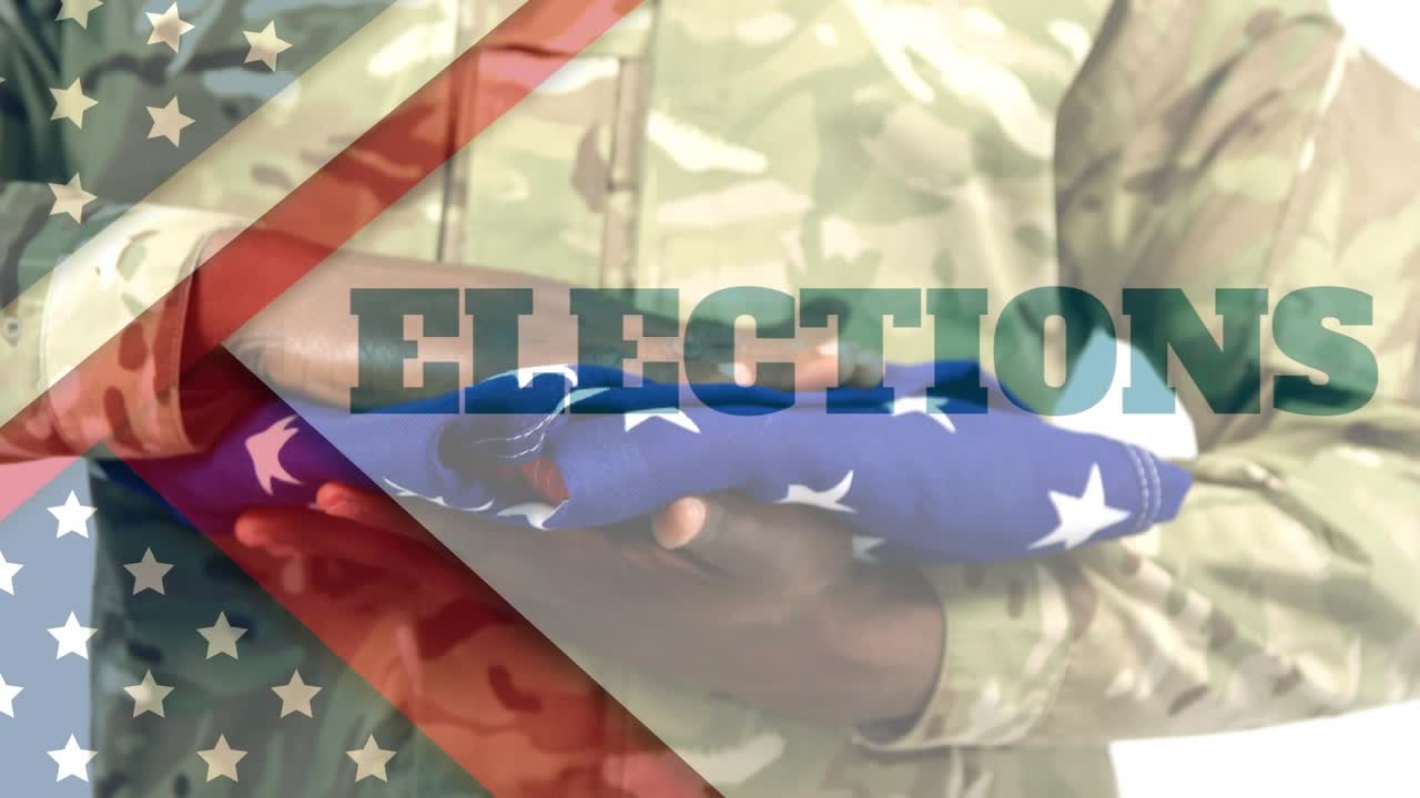 Animazione della bandiera degli Stati Uniti e testo sulle elezioni su soldato afroamericano