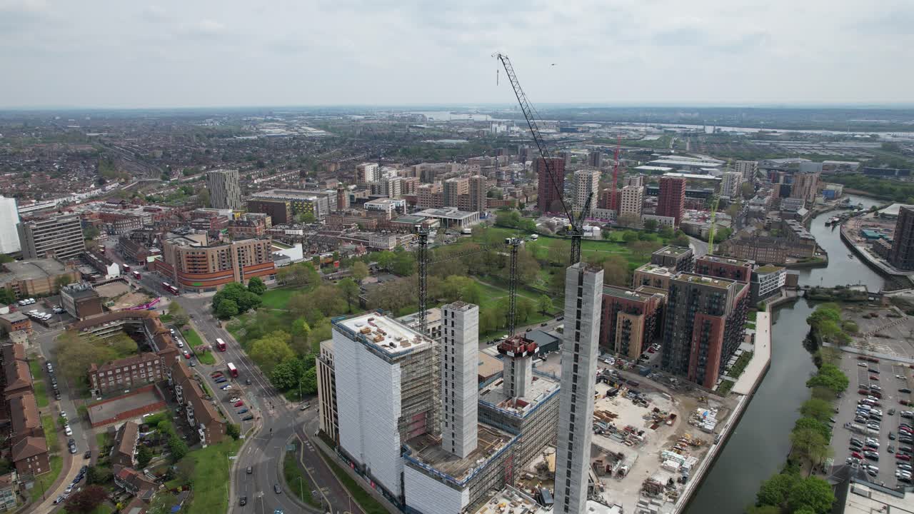 aumento de drones en el sitio de construcción aérea de stratford east london, reino unido