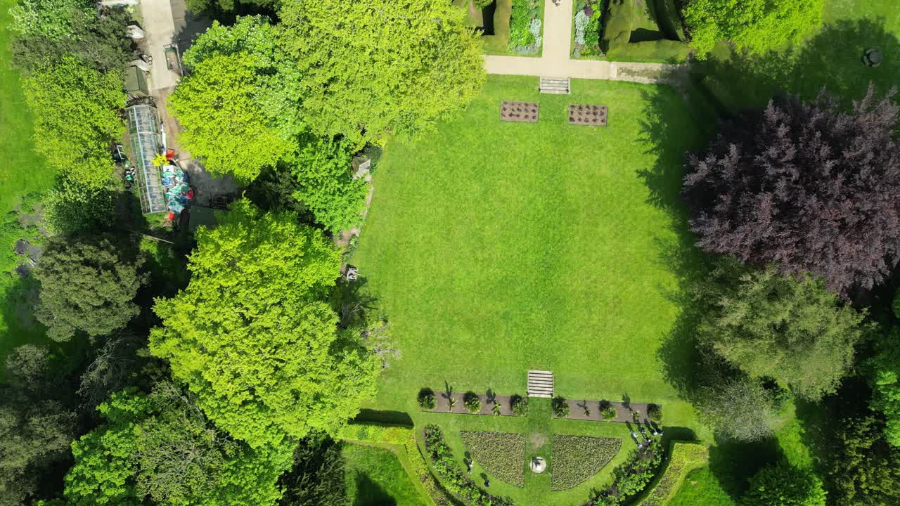 jardines pájaros de arriba ojo dron vista aérea walmer castillo acuerdo kent reino unido