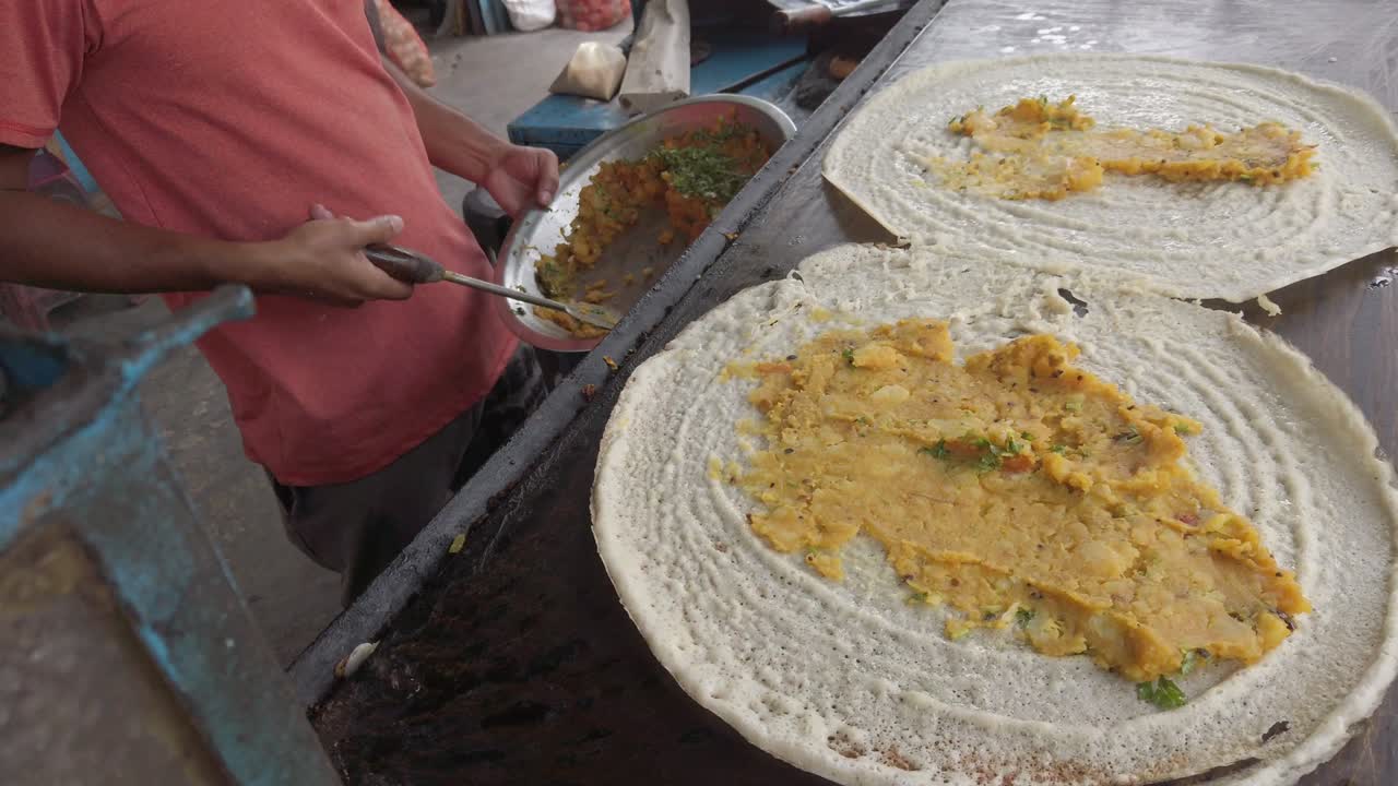 un manjar popular del sur de la india, el dosa es un delicioso alimento de confort