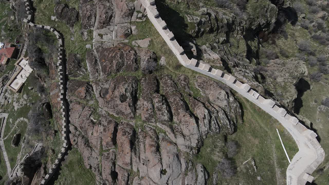 ruinas del castillo histórico