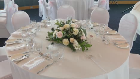 foto de props - accesorios para una boda