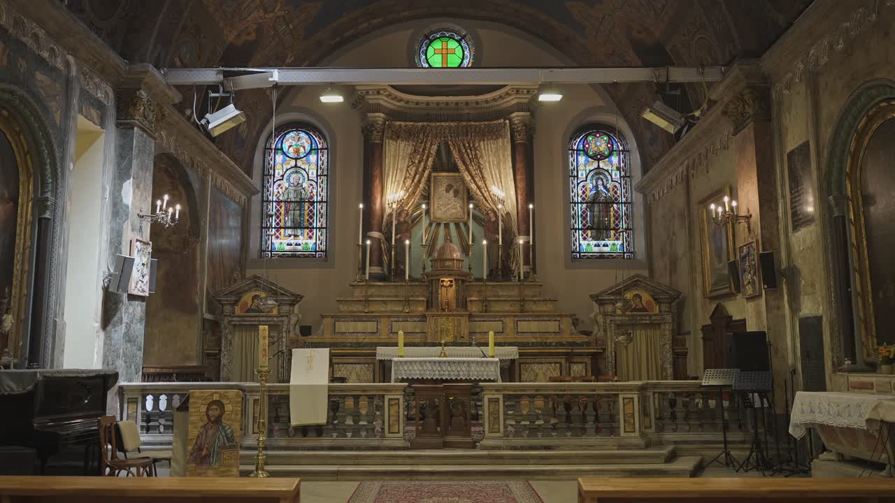 역사적인 고대 그리스 교회 4k