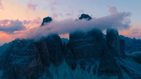 parque natural nacional de tre cime en los alpes dolomitas. la hermosa naturaleza de italia.