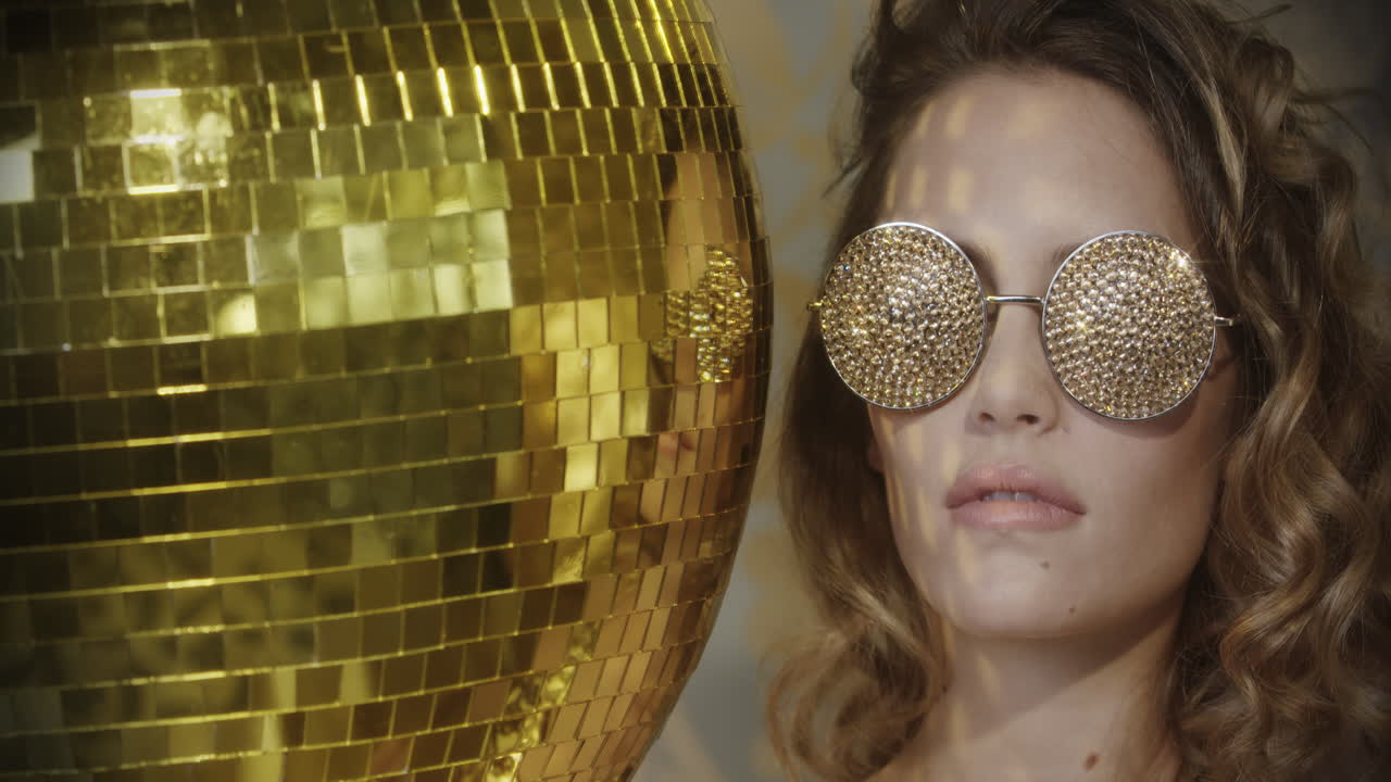 batb gafas de oro 4k 06