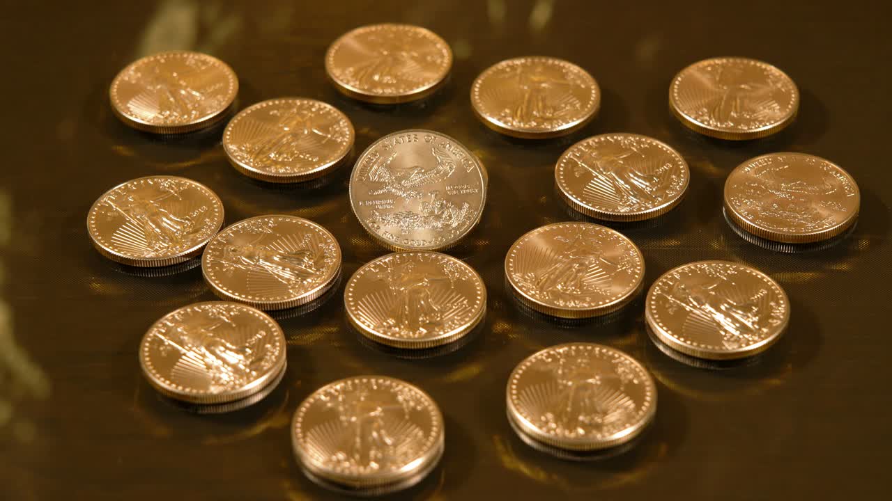 águila de oro de la libertad moneda de una onza