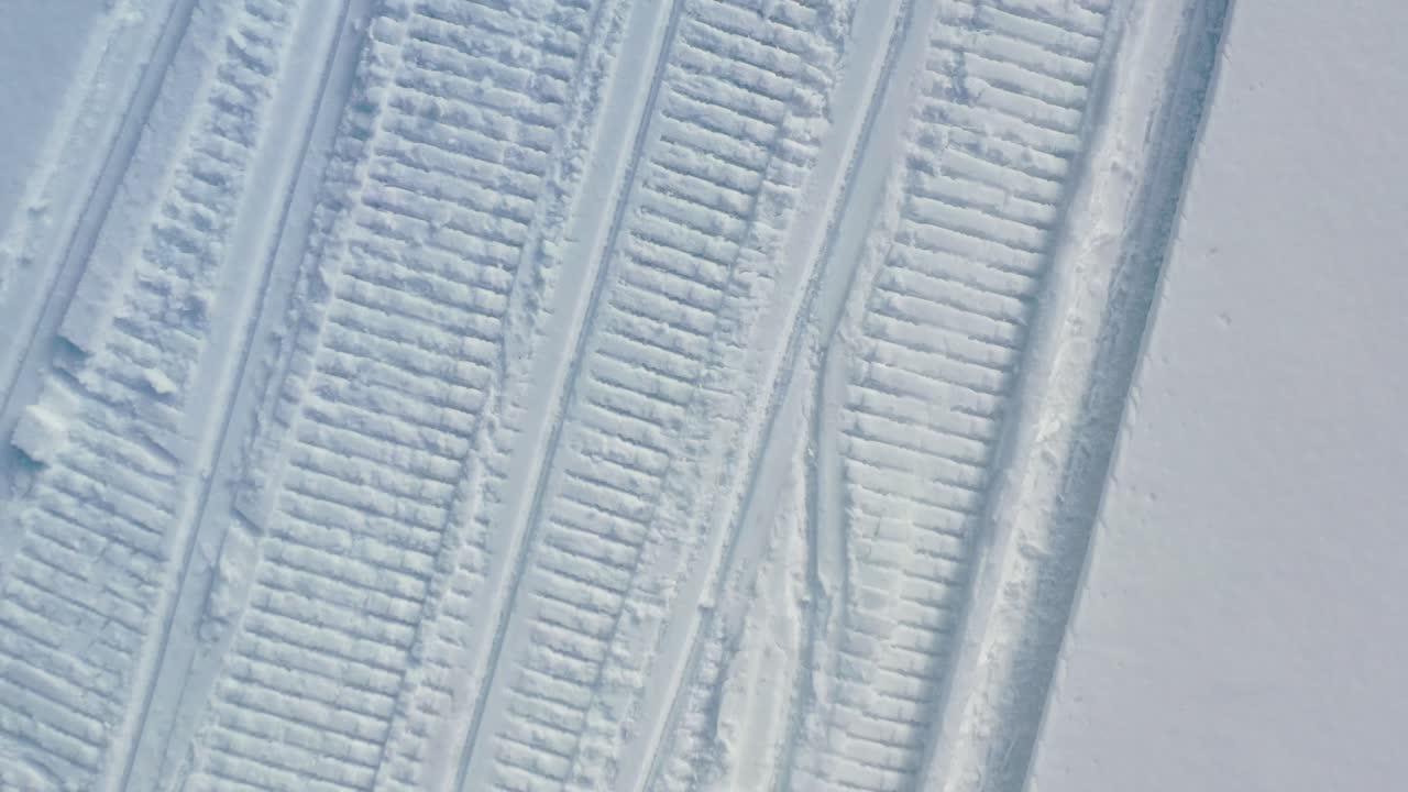 冬の風景の雪道