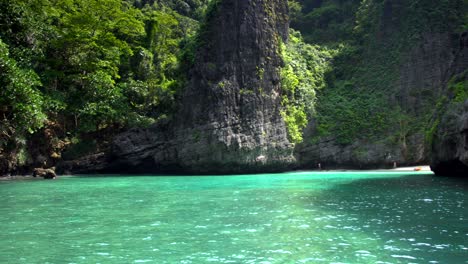 maya bay phi phi leh island, krabi thailand