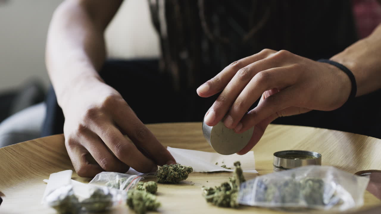 그냥 조금 뿌리세요.