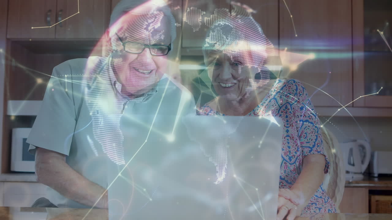 animación de redes de conexiones a través de una pareja mayor utilizando una computadora portátil