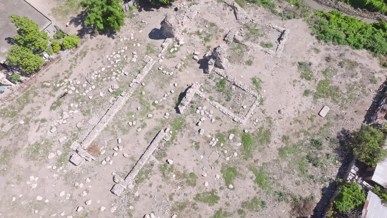 도미니카 공화국의 pueblo viejo azua에 있는 cacique enriquillo의 무덤.