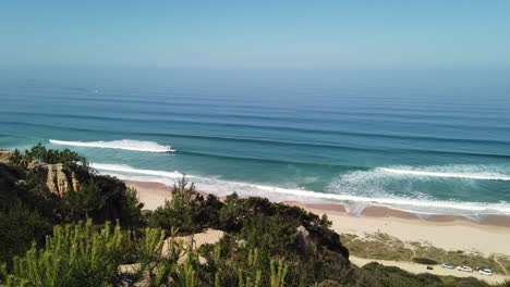 Lapso-De-Tiempo-Panorámico-De-Olas-De-Playa