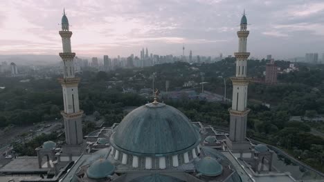 la mezquita de la región de persekutuan.