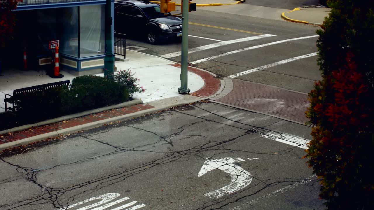 TimeLapse of a downview of the city in Ohio. Medium traffic