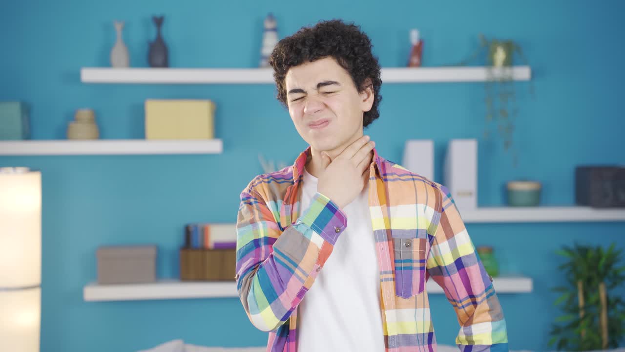 dolor de garganta, inflamación e irritación.