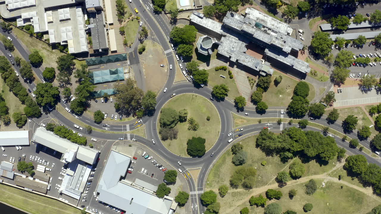 천천히 하지만 계속 움직여라