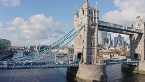 Close-up-rising-shot-of-Tower-bridge-from-the-south-on-a-sunny-day