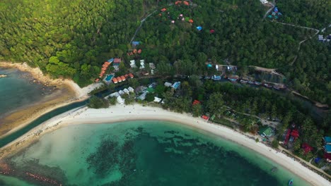 resorts de lujo en la isla tropical