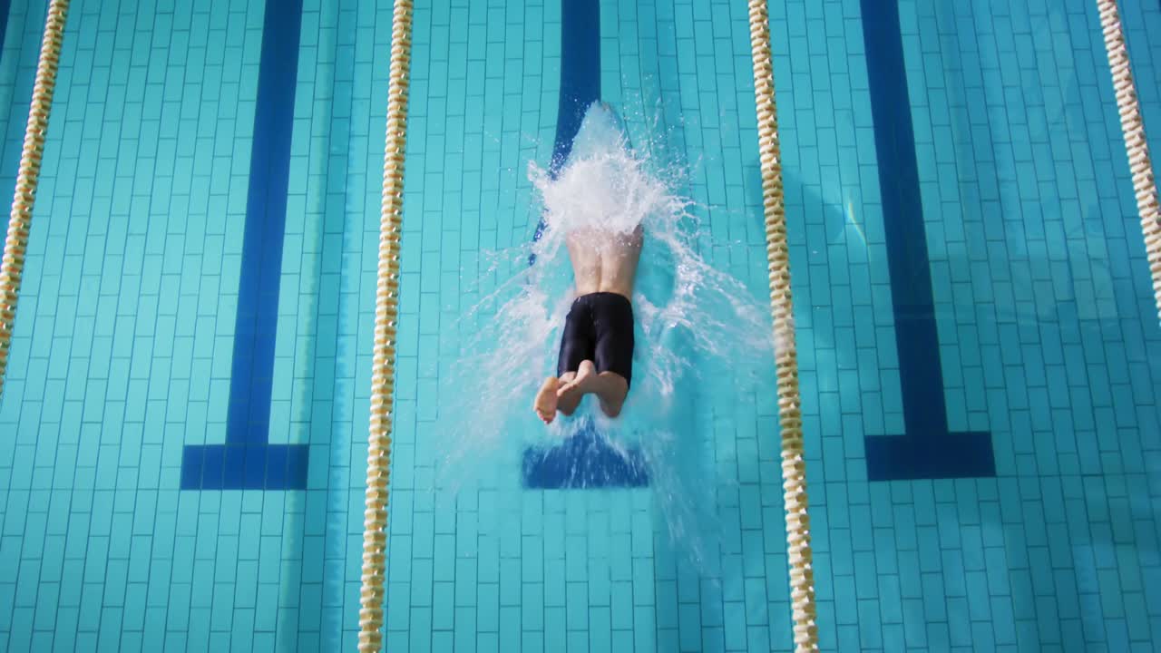 Swimmer training in a swimming pool