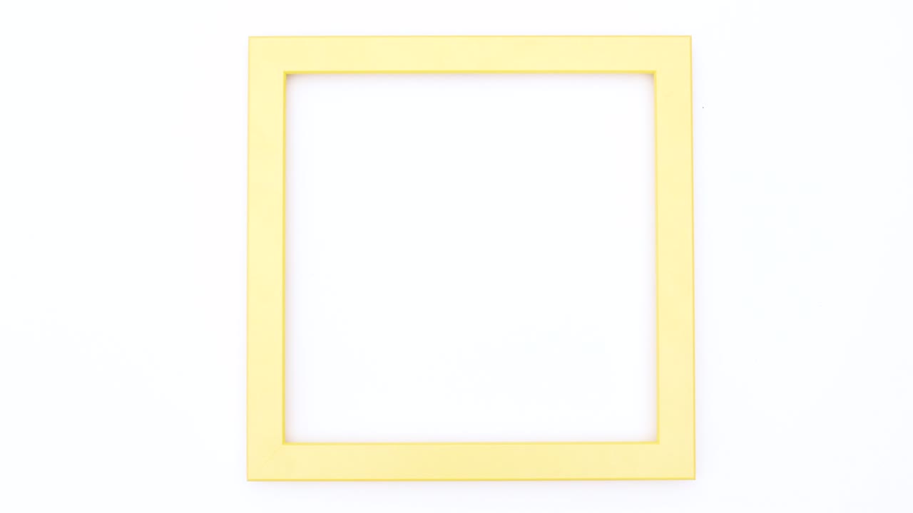 los bolígrafos de fieltro aparecen dentro del marco amarillo en el tema blanco. detenga el movimiento