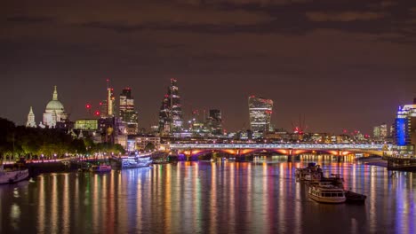 waterloo bridge gherkin 4k 01