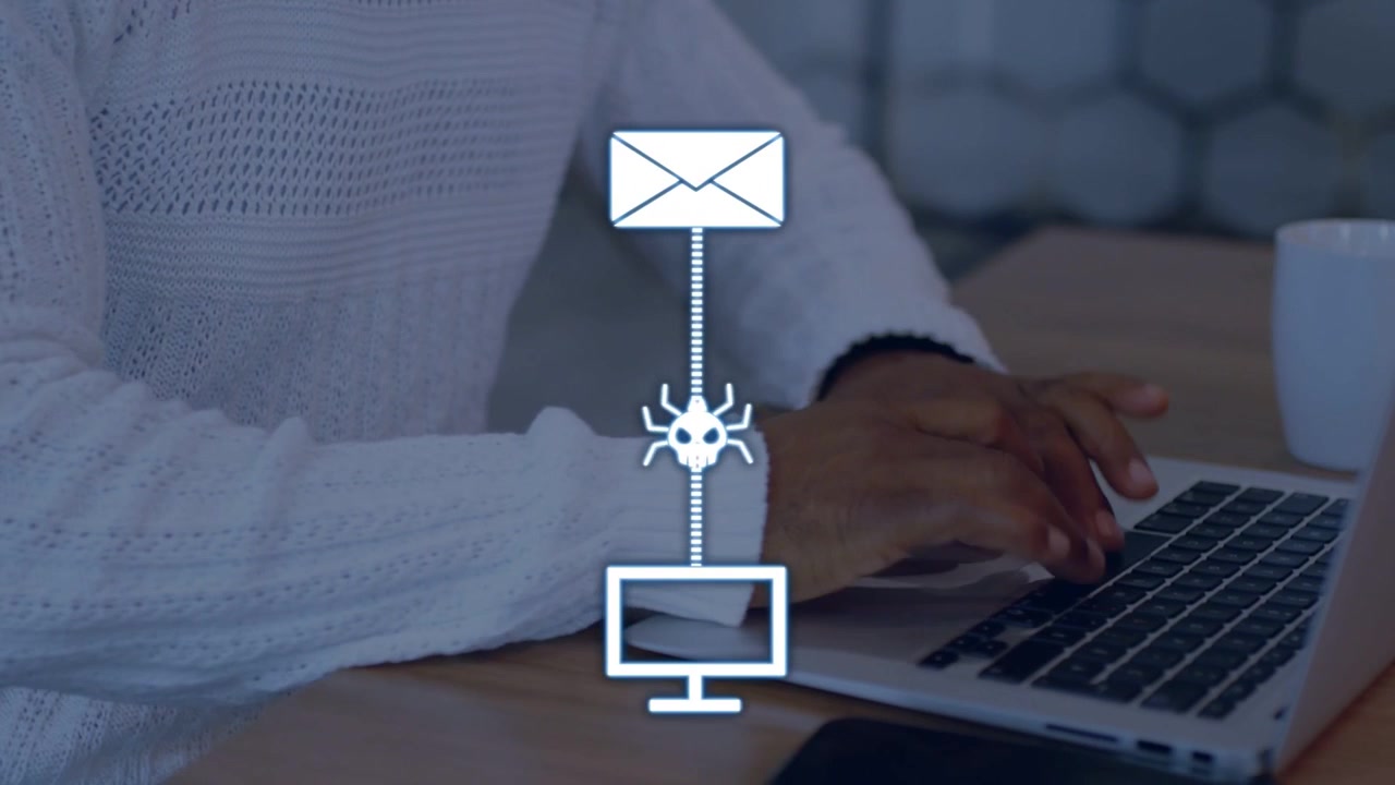 Uomo che riceve un avviso email usando telefono e laptop; icone di buste e teschi che appaiono, bloccate da uno scudo tecnologico
