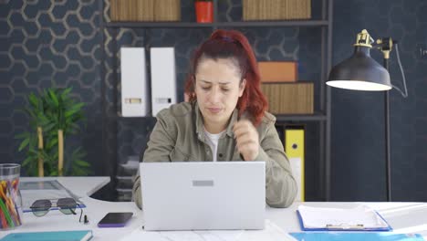 business woman not using the app.