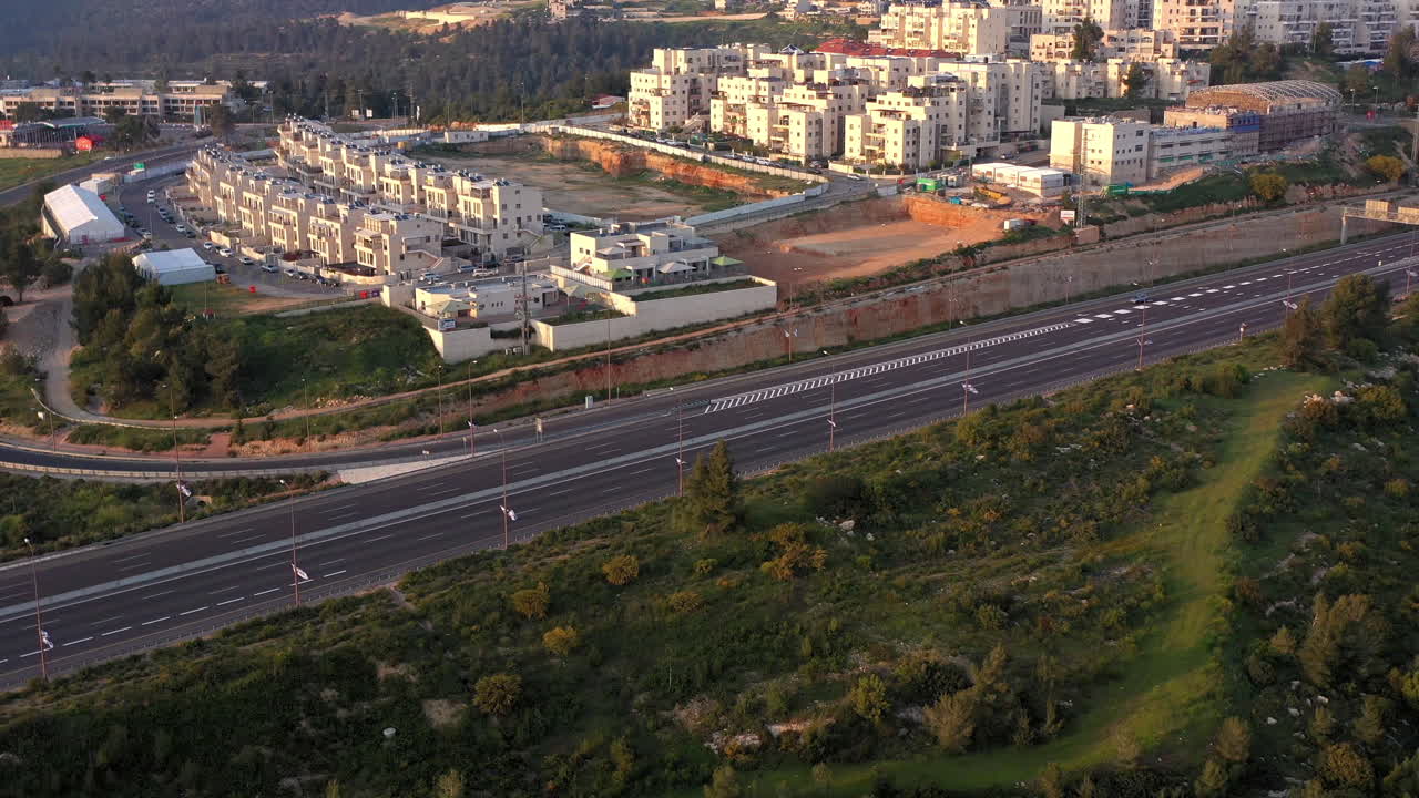 Tel aviv Jerusalem Straight Highway 1 Limited traffic in coronavirus outbreak Lockdown