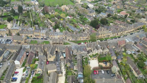 Chipping-Campden-High-Street-Cotswold-Marktstadt-Drohnen-Luftaufnahme