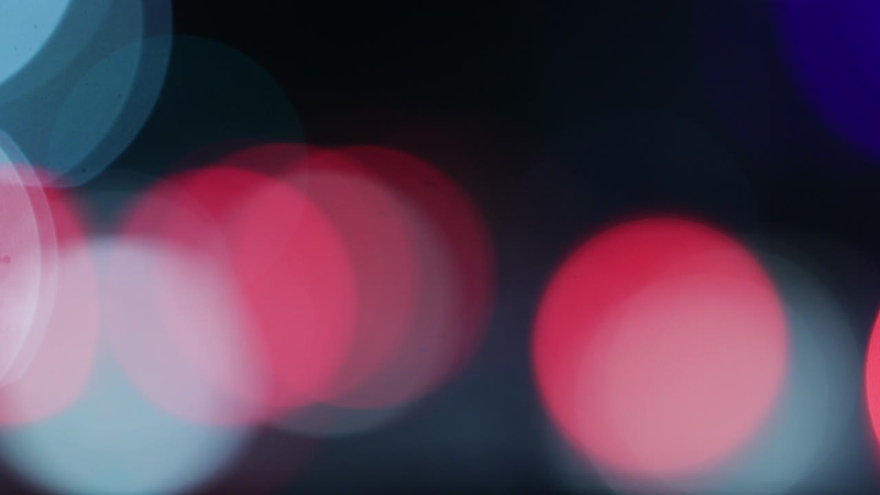 Blurry bokeh lights in 4K6