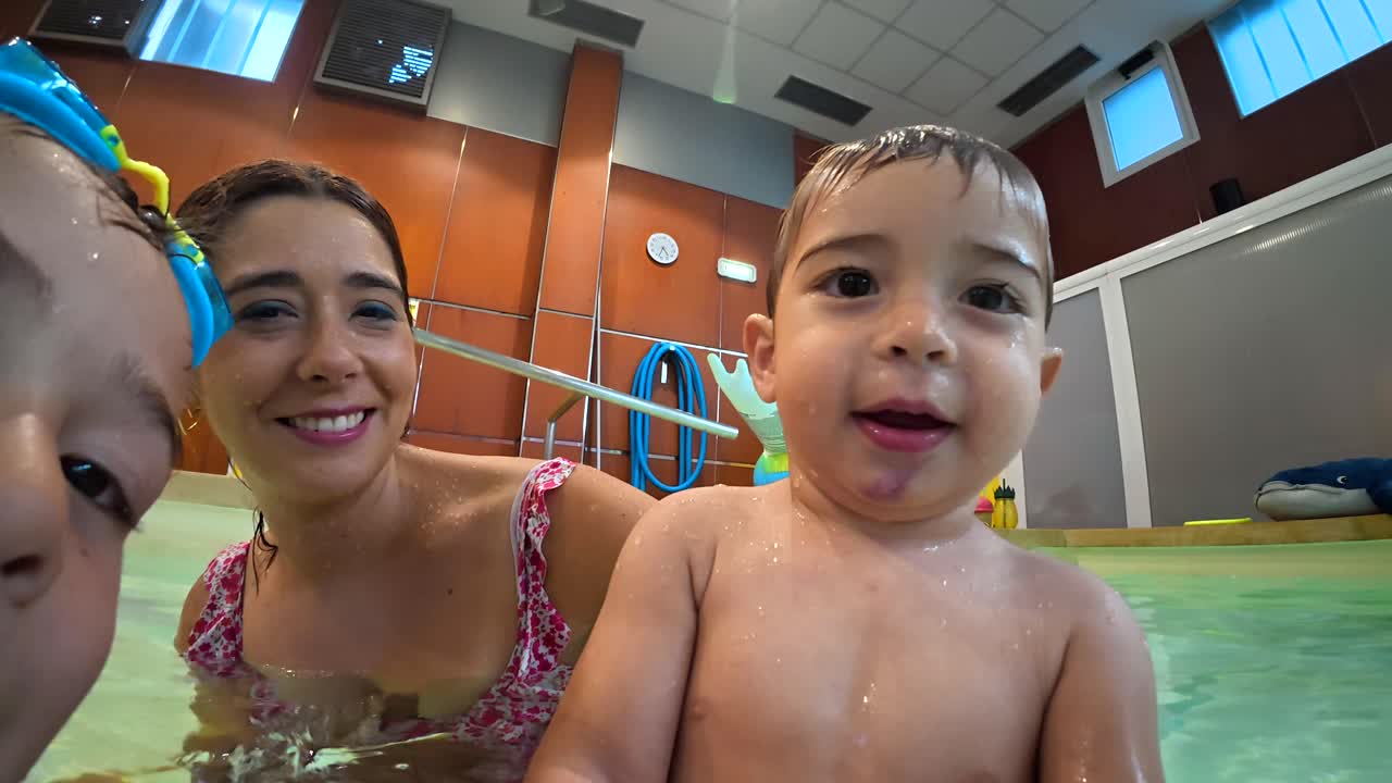 Family fun at the swimming pool