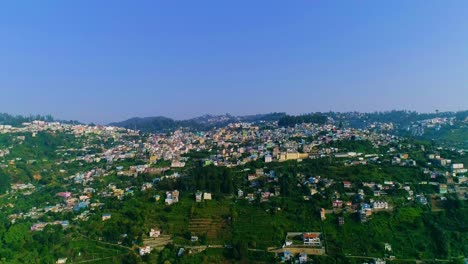 Kodaikanal-Es-Una-Estación-De-Montaña-Serena-En-El-Sur-De-La-India,-Que-Es-Un-Destino-De-Verano-Favorito-Para-Los-Indios